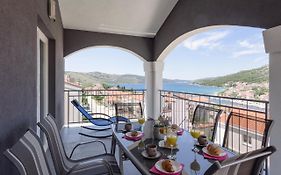 Apartmani Seget